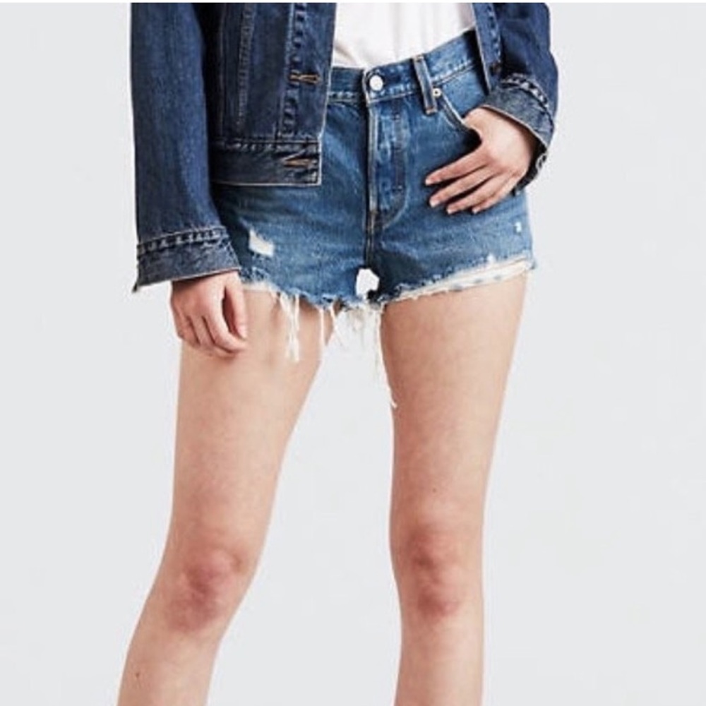 Levi's jean shorts - Picture 2 of 15